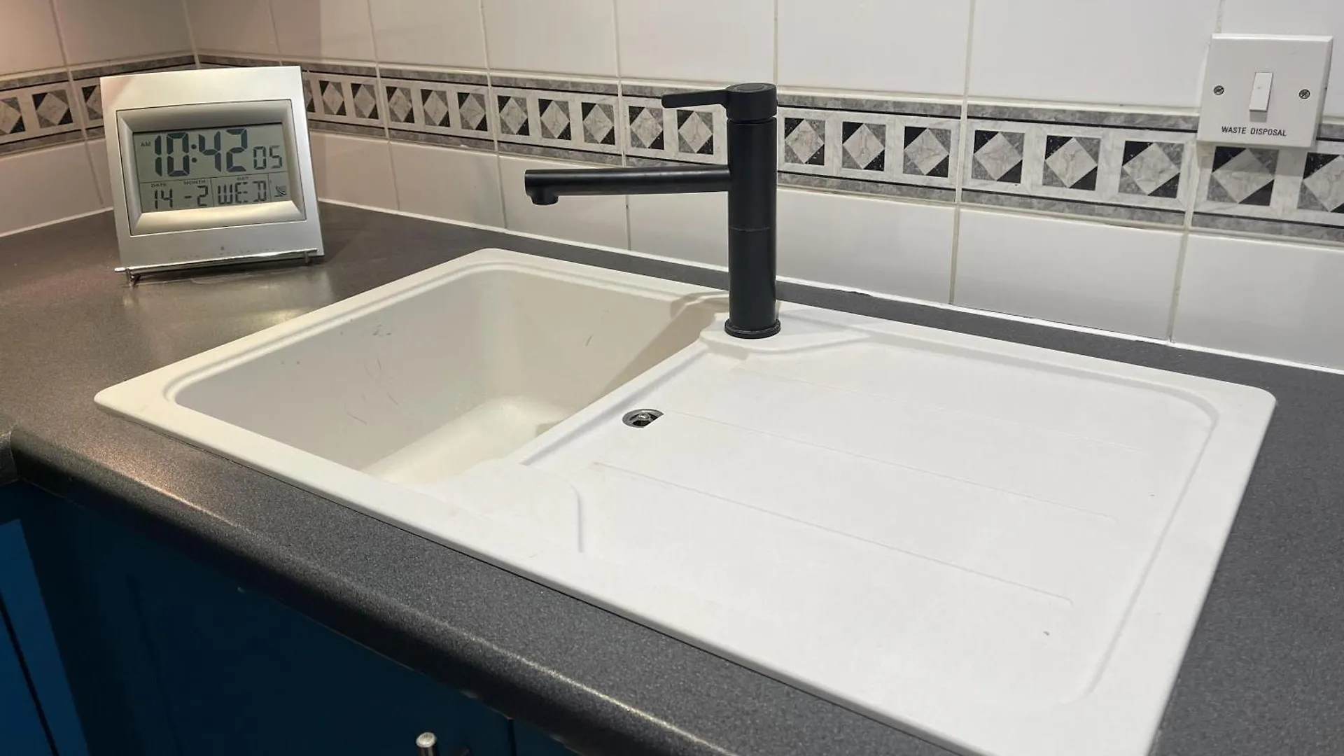 Immaculate 2-Bed Apartment In 런던